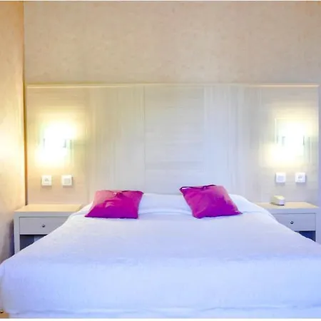 アパートホテル Stella Marina 3*