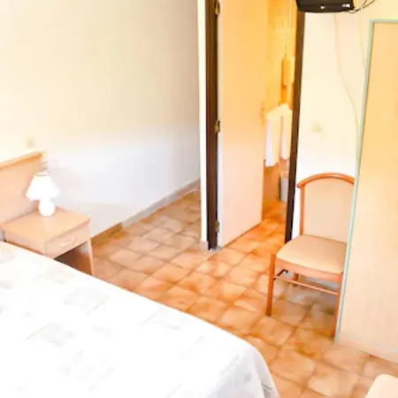 アパートホテル Stella Marina Serriera