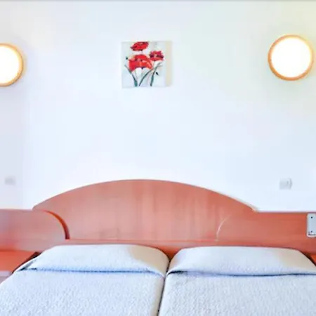 Stella Marina Aparthotel 3*