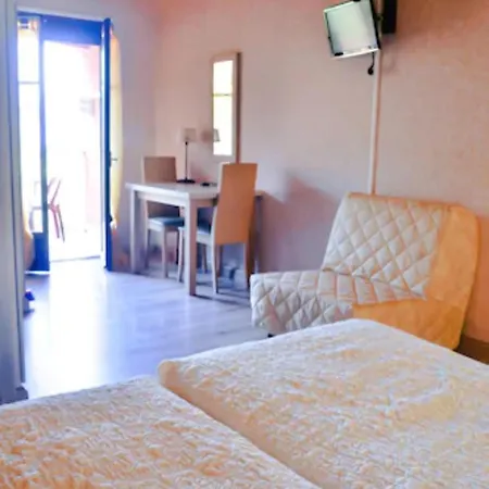 Stella Marina Aparthotel 3*