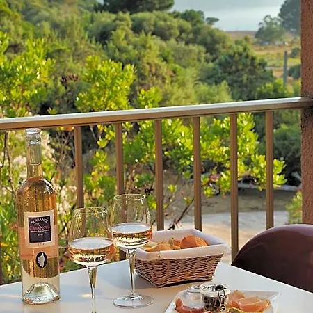 Aparthotel Stella Marina Serriera (Corsica)