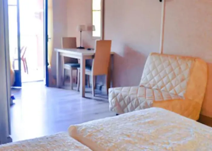 Stella Marina Aparthotel 3*